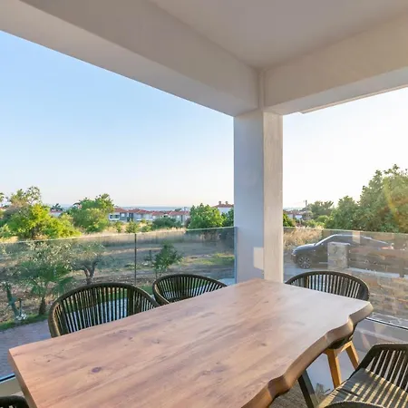 Sithoniars Melora Luxury *