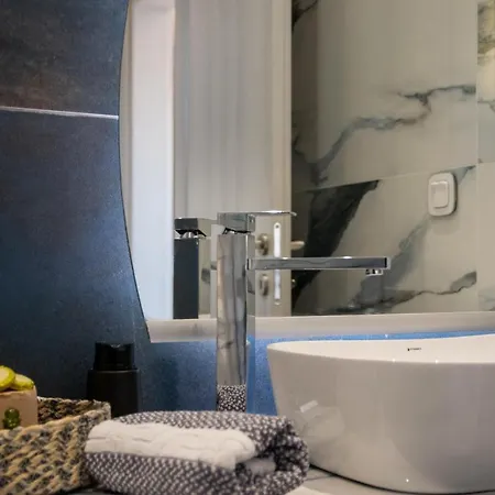 Sithoniars Melora Luxury