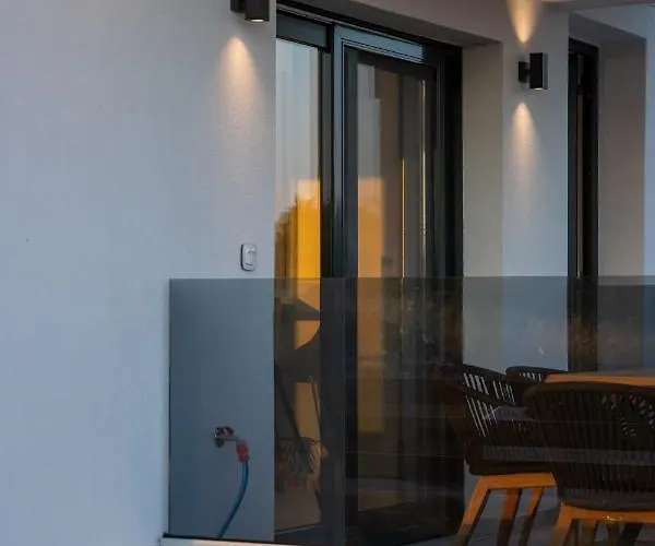 Sithoniars Melora Luxury